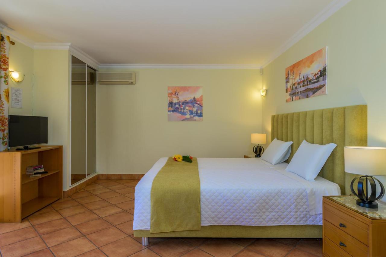 Canavial I & II Apartamentos Лагуш Экстерьер фото