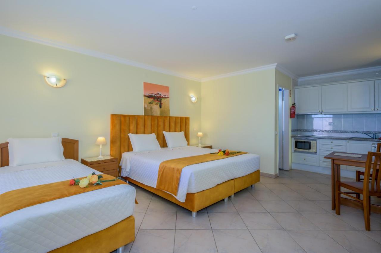 Canavial I & II Apartamentos Лагуш Экстерьер фото
